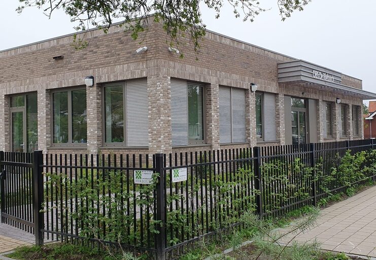 9720e9e7-9e07-492d-96a8-18a533ee41b3